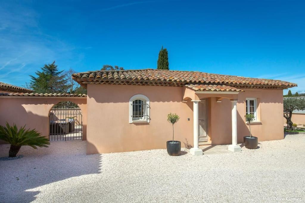 Roquebrune-Sur-Argens, Villa 2 Pieces, 4 Personnes Εξωτερικό φωτογραφία